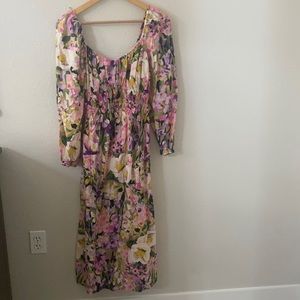 Midi floral long sleeved dress for spring